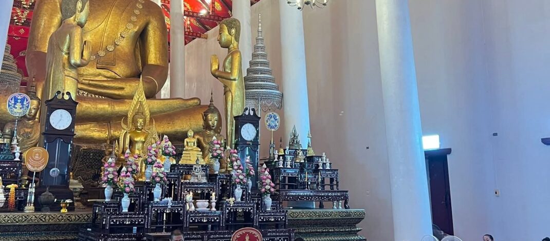  “พุทธราตรี : ปฐมบทแสงแห่งศรัทธา NAMO MEDITATION แห่ผ้าพระบฏราตรี” (งานบรรพชาอุปสมบทหมู่ บวชศีลจาริณี เชื่อมสัมพันธ์ไทย – มาเลเซีย ประจำปี ๒๕๖๙)