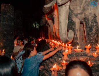 ททท. จัดกิจกรรมเวียนเทียนตะคันเมืองโบราณสุโขทัย สืบสานพุทธศาสนา ต่อยอดทุนวัฒนธรรมสู่ประสบการณ์ท่องเที่ยวทรงคุณค่า