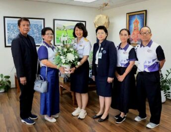 ชมรมสื่อมวลชนส่งเสริมการท่องเที่ยว มอบดอกไม้แสดงความยินดี “ภัทรอนงค์ ณ เชียงใหม่” รับตำแหน่งรองผู้ว่าการ ททท. ด้านตลาดในประเทศ พร้อมหารือแนวทางความร่วมมือด้านการท่องเที่ยว